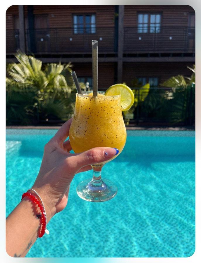 Alma Pura Hotel プエルト・イグアス エクステリア 写真