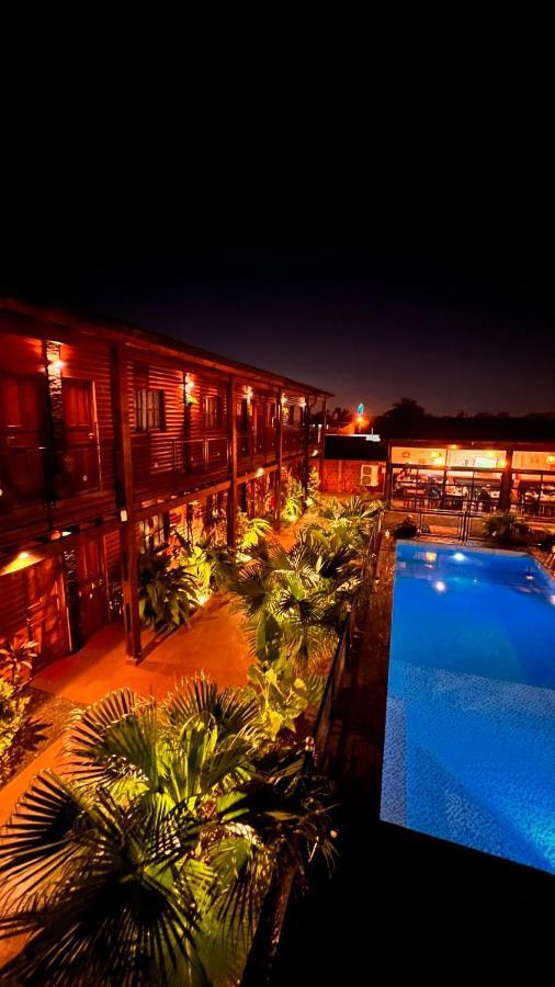 Alma Pura Hotel プエルト・イグアス エクステリア 写真